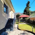All'ombra Del Cedro Apartment