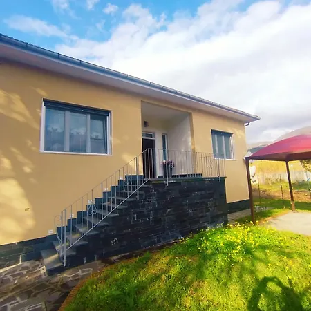 All'ombra Del Cedro Διαμέρισμα *