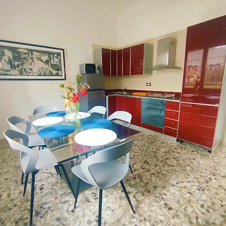 All'ombra Del Cedro Λεβάντο