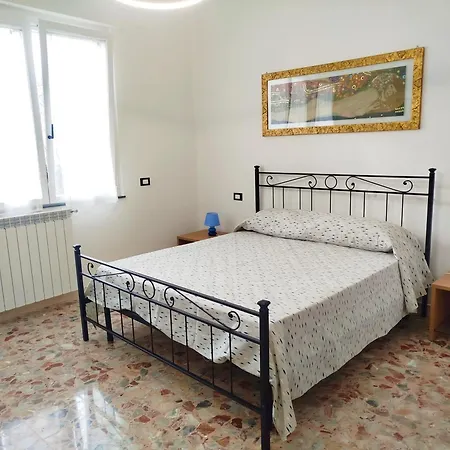 All'ombra Del Cedro Διαμέρισμα Λεβάντο