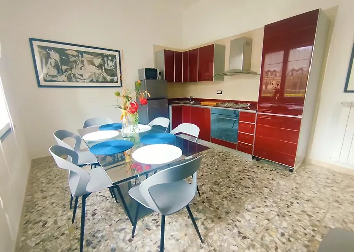 All'ombra Del Cedro Λεβάντο